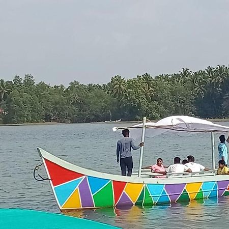 Casa Ardilla, Homestay And Boating In Honnavar Honāvar エクステリア 写真